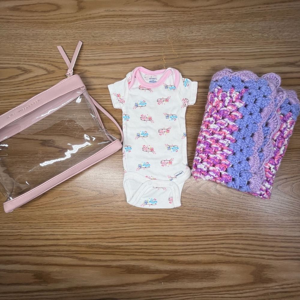 Gerber Baby Girl Owl Onesie 0-3M Crochet Blanket Pink Travel Pouch Gift Set